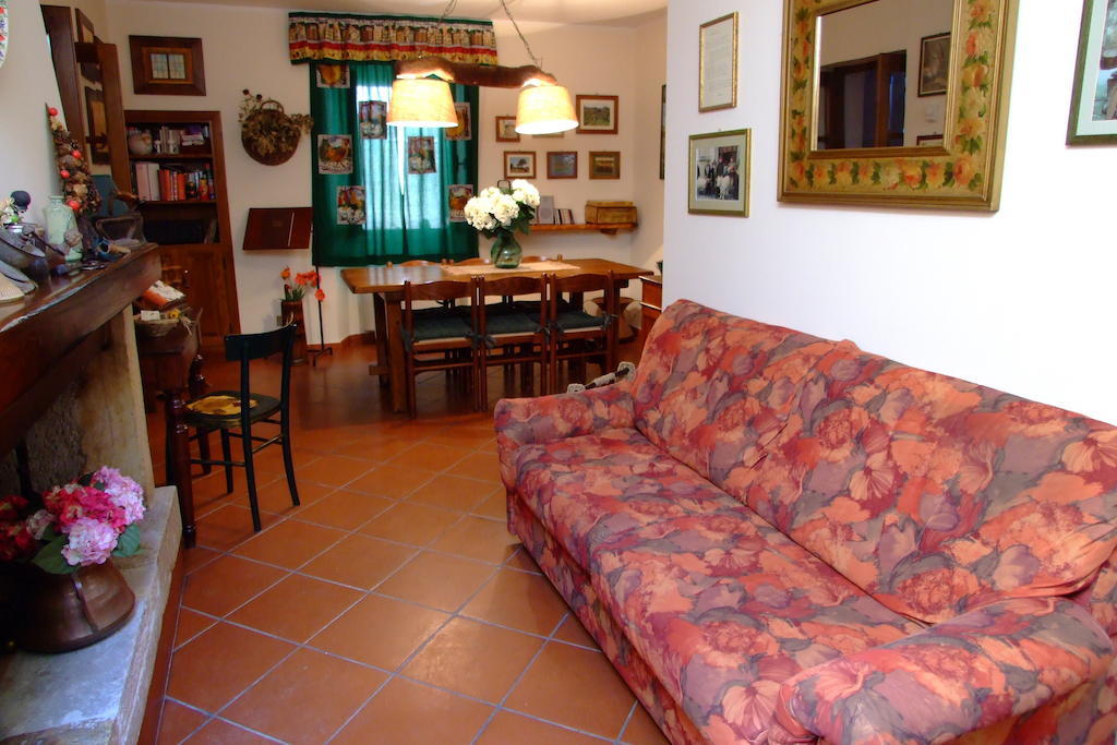 Il Sorriso Dei Monti Bed and Breakfast Orvinio Buitenkant foto