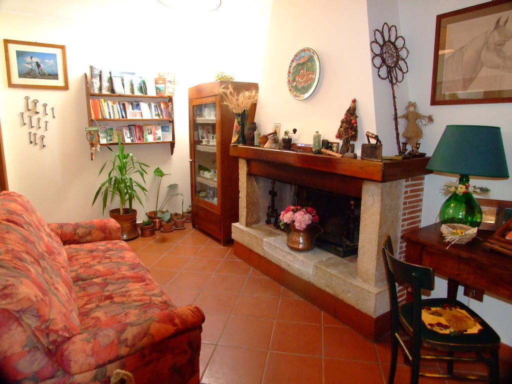 Il Sorriso Dei Monti Bed and Breakfast Orvinio Buitenkant foto